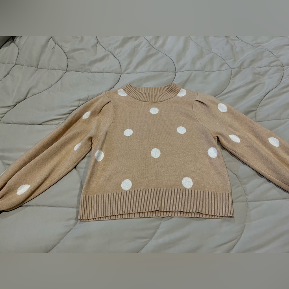 Puff sleeve, cream colored Philosophy sweater